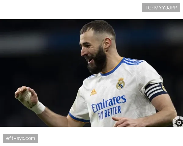 莱奥 vs 维尼修斯:速度型边锋的两种答案 莱奥 vs 维尼修斯:速度型边锋的两种答案